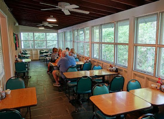 north-carolina/blue-ridge-mountains/restaurant/mabry-mill-restaurant-gift-shop