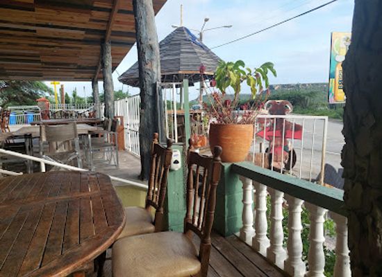 curacao/playa-lagun/restaurant/toko-williwood