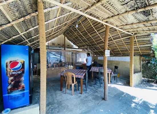 sri-lanka/kurunegala-district/restaurant/pale-food-food