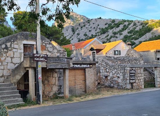 croatia/paklenica-national-park/restaurant/taverna-konoba-marasovic