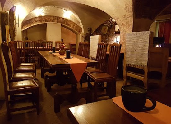 latvia/semigallia/restaurant/viduslaiku-restorans-lasite