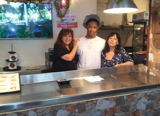 dominican-republic/samana/restaurant/delicatessen-el-internacional