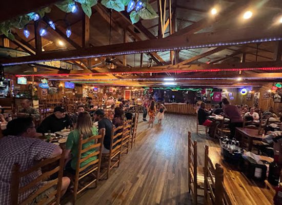 louisiana/cajun-heartland/restaurant/d-i-s-cajun-restaurant