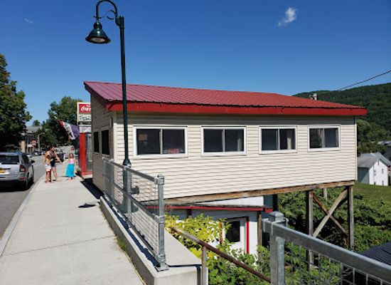 vermont/mount-ascutney-state-park/restaurant/windsor-diner