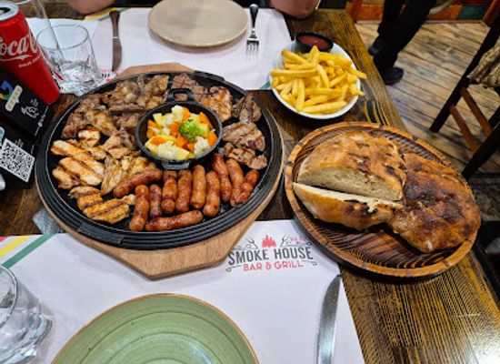 albania/malesia/restaurant/smoke-house-bar-grill