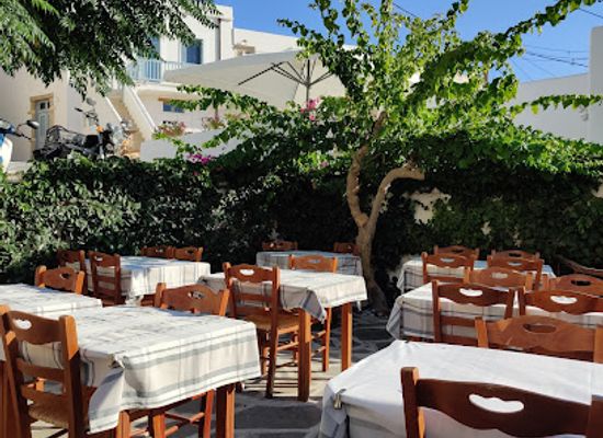 greece/naxos/restaurant/typografio-restaurant