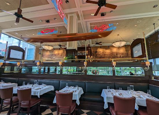 rhode-island/providence/college-hill/restaurant/hemenway-s-restaurant