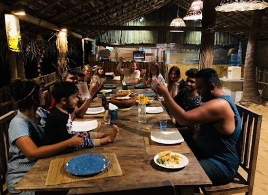 sri-lanka/kalpitiya/restaurant/windy-waves-beach-restaurants