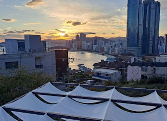 south-korea/busan-beaches/restaurant/kitchen-dongbaek