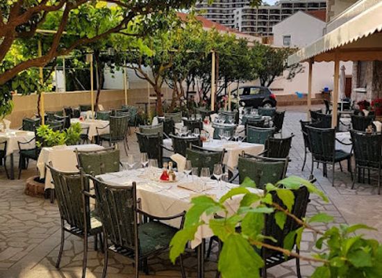 montenegro/brda/restaurant/atlantic