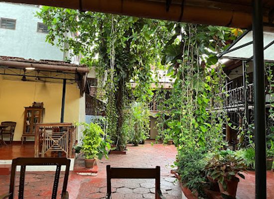 india/kochi/fort-kochi/restaurant/warehouse-cafe-fortkochi
