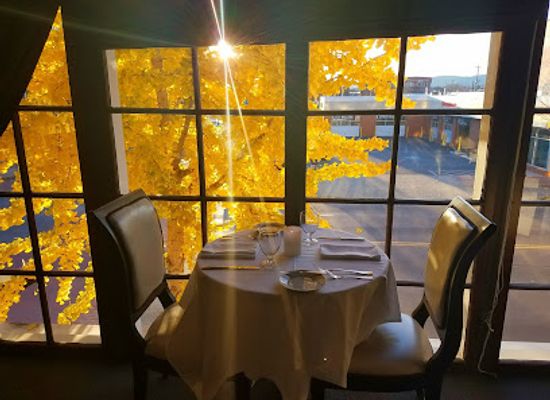 tennessee/chattanooga-valley/restaurant/st-john-s-restaurant
