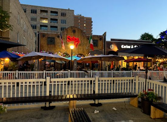 illinois/arlington-heights/restaurant/cortland-s-garage-arlington-heights