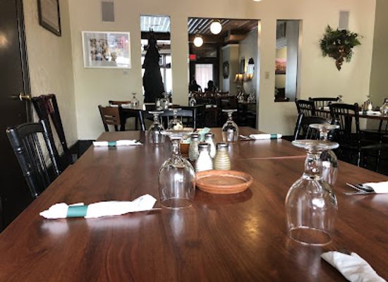 michigan/grand-rapids/east-hills/restaurant/cherie-inn