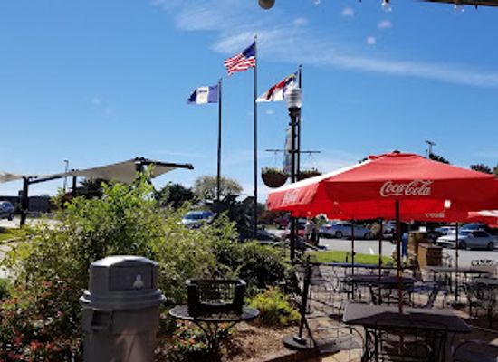 north-carolina/hickory/restaurant/charlie-graingers