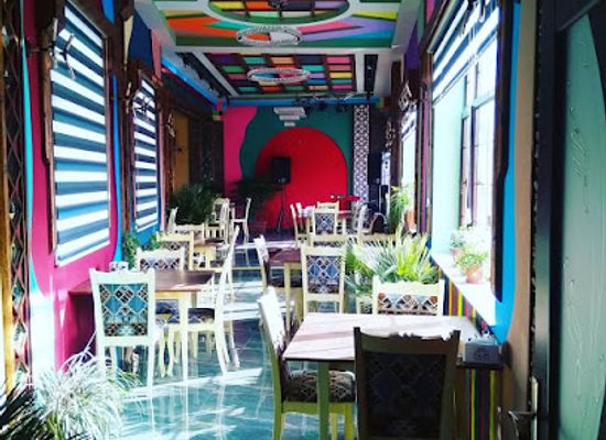azerbaijan/shaki/restaurant/genclik-restorani
