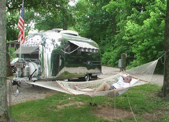 kentucky/mississippi-plateau/restaurant/horse-cave-koa-holiday