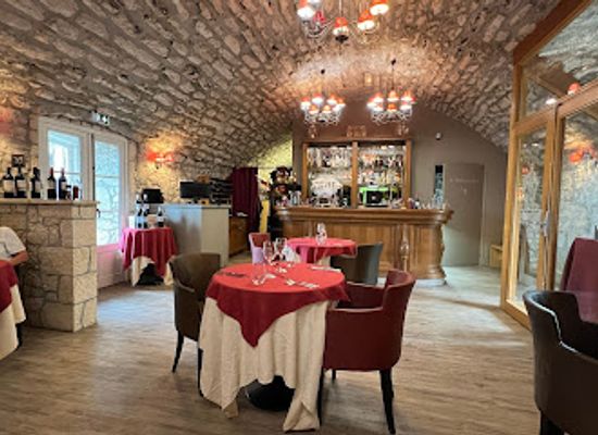 france/centre-val-de-loire/restaurant/le-relais-louis-xi