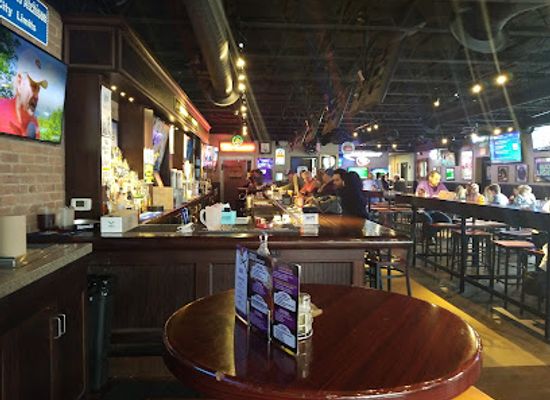 kansas/manhattan/restaurant/tanner-s-bar-grill