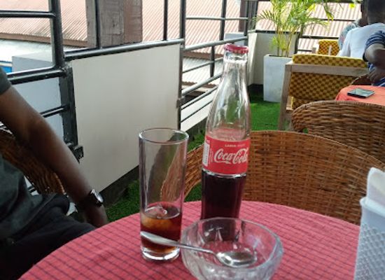 tanzania/western-zone/restaurant/azure-food-hut