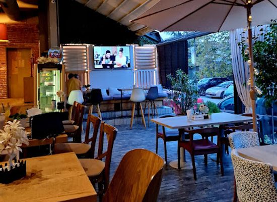 bulgaria/varna/restaurant/oscar-food-cocktails