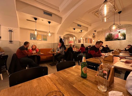 croatia/zagreb/kaptol/restaurant/nokturno
