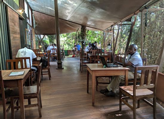 uganda/central-region/restaurant/endiro-coffee