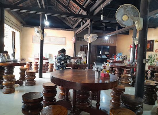 cambodia/kampong-thom/restaurant/ta-venta-house-restaurant