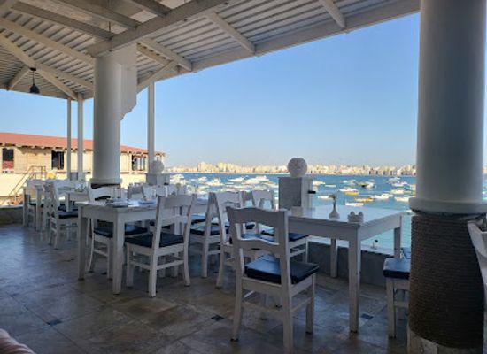 egypt/alexandria/stanley/restaurant/white-blue-greek-nautical-club