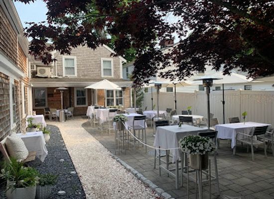 massachusetts/cape-cod/restaurant/spinnaker-restaurant