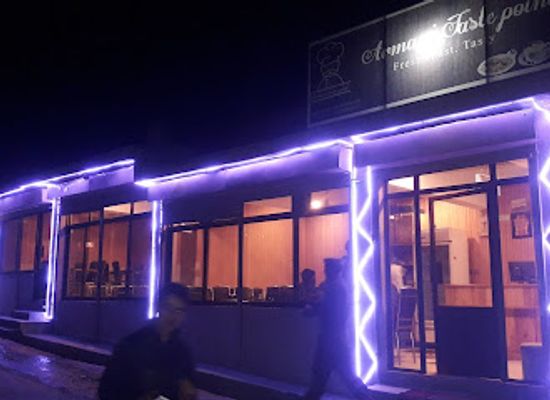pakistan/karimabad/restaurant/armani-taste-point