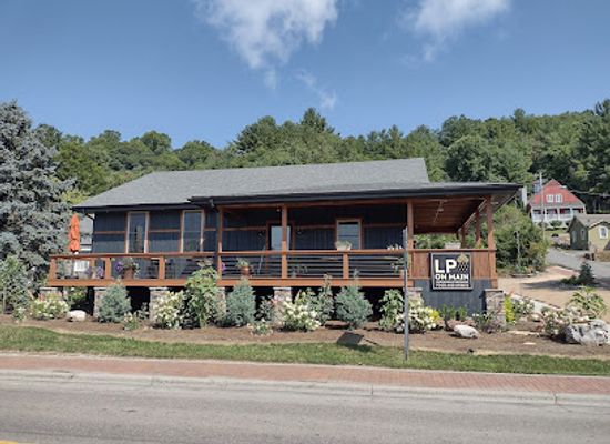 north-carolina/high-country/restaurant/lp-on-main