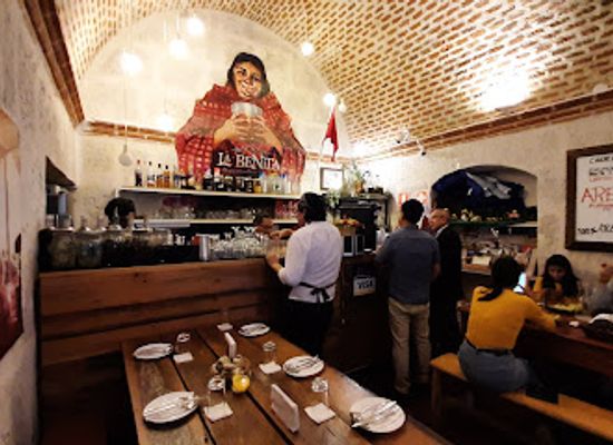 peru/arequipa/restaurant/la-benita-de-los-claustros