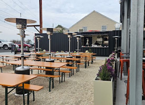 delaware/the-dover-metropolitan-area/restaurant/rail-haus-beer-garden