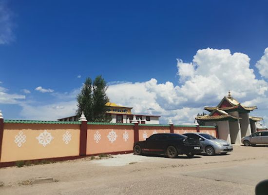 mongolia/dornod-steppe/restaurant/orgil