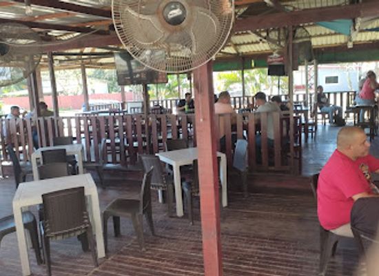 honduras/puerto-cortes/restaurant/entre-brasa-y-grasa