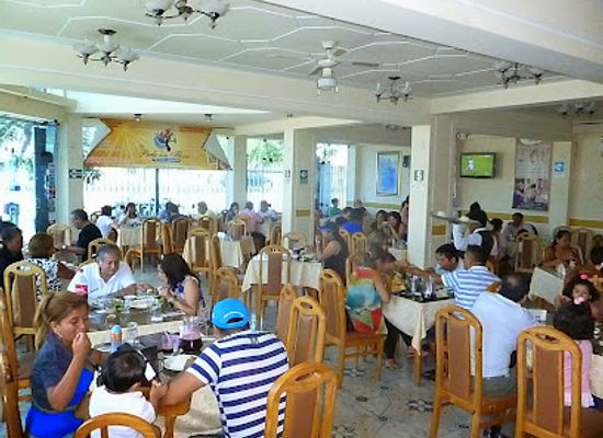 peru/chiclayo-region/restaurant/restaurant-la-perla-de-las-flores
