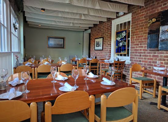 virginia/williamsburg/restaurant/berret-s-seafood-restaurant-and-taphouse-grill