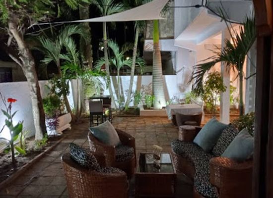 gabon/pongara-national-park/restaurant/blue-by-o-le-confidentiel