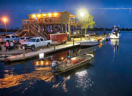 louisiana/river-parishes/restaurant/t-rivers-bar-grill