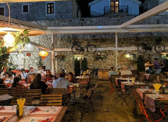 montenegro/budva/restaurant/spaghetti-restaurant