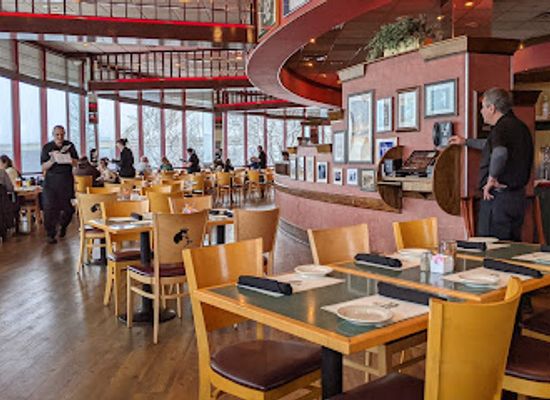 ohio/cincinnati/restaurant/montgomery-inn-the-boathouse