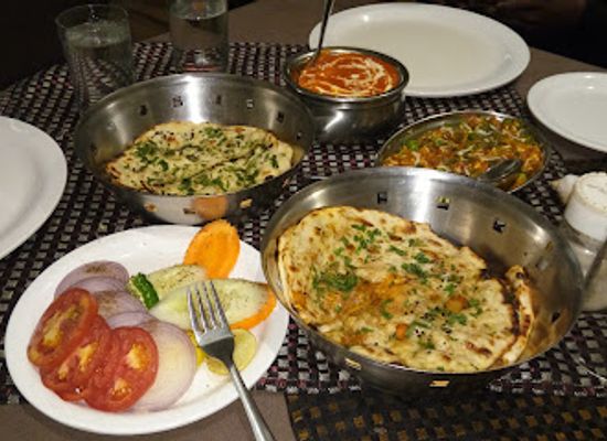 india/northern-plains/restaurant/hari-raj-pure-veg-restaurant