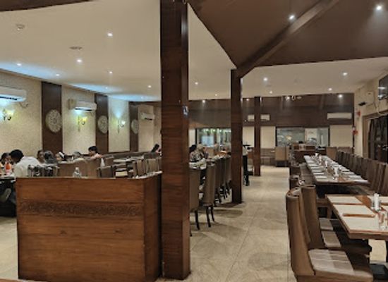 india/vadodara/restaurant/laxmi-garden-restaurant-and-resort