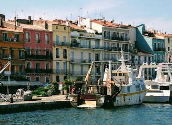 france/languedoc/restaurant/saint-louis
