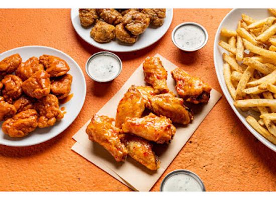 kentucky/bardstown/restaurant/it-s-just-wings