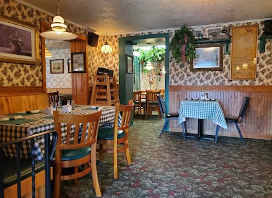 minnesota/mississippi-headwaters/restaurant/dorset-general-store