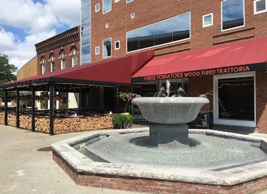 new-hampshire/hanover/restaurant/three-tomatoes-trattoria