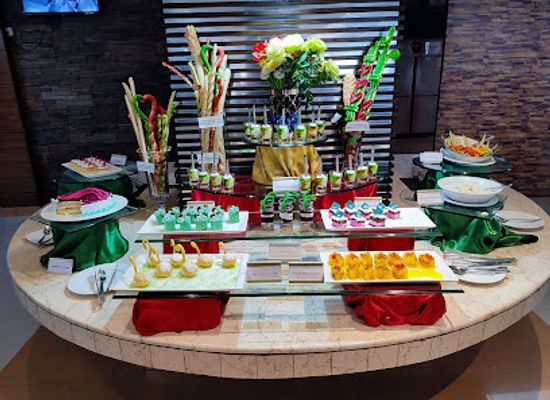 bangladesh/eastern-bengal/restaurant/feast-restaurant