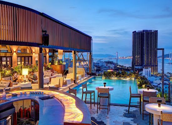 vietnam/da-nang/hai-chau-district/restaurant/gypsy-rooftop-restaurant-bar